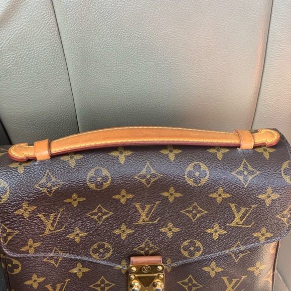 Authentic LV metis - Picture 6 of 16